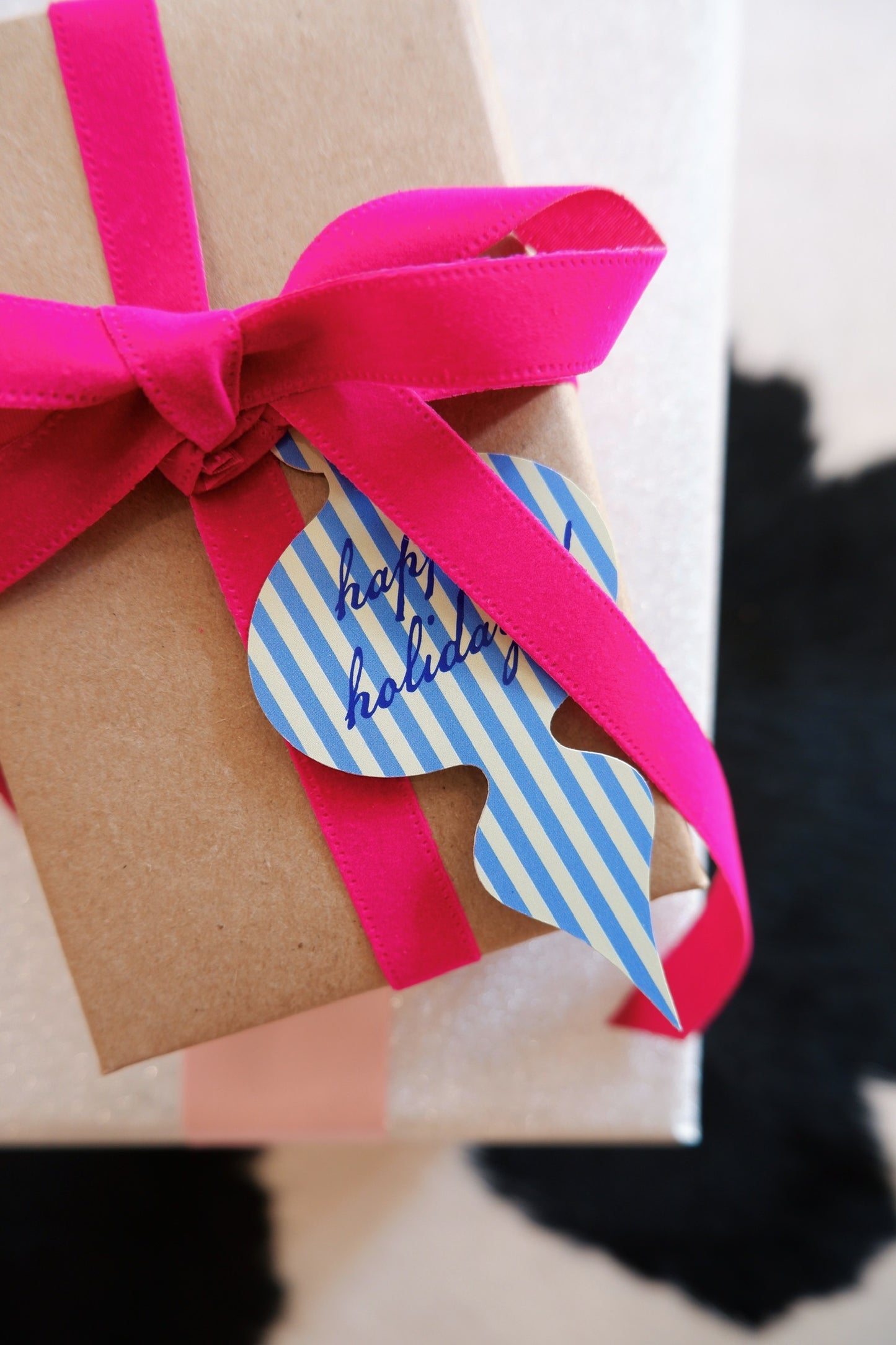 The Happy Holidays Gift Tags