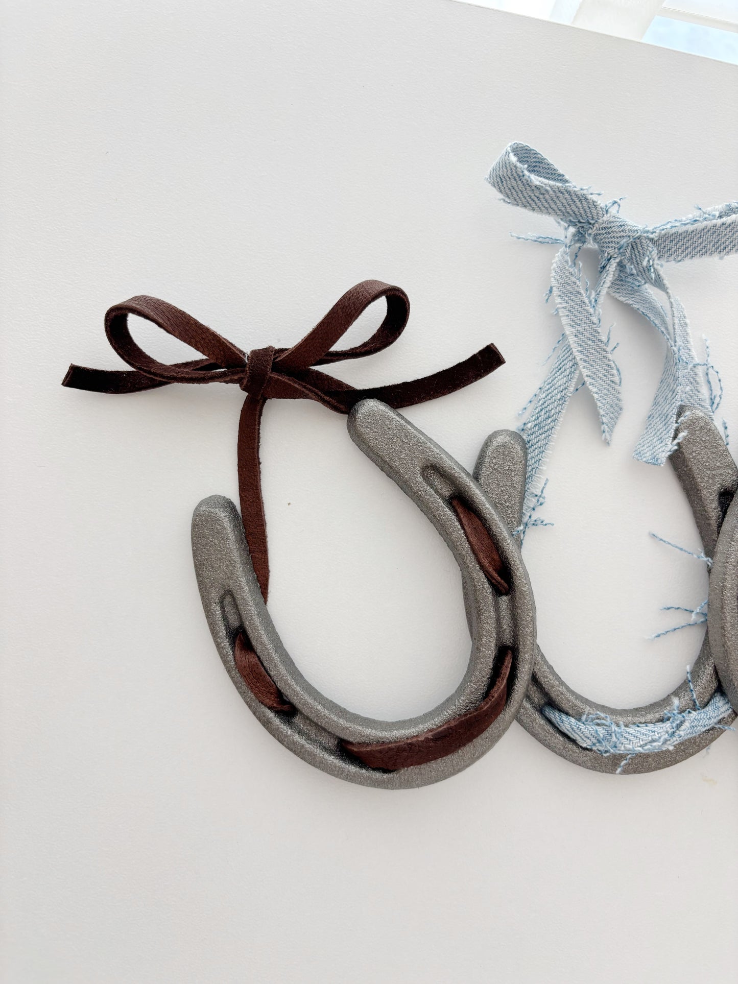 The Horse Shoes