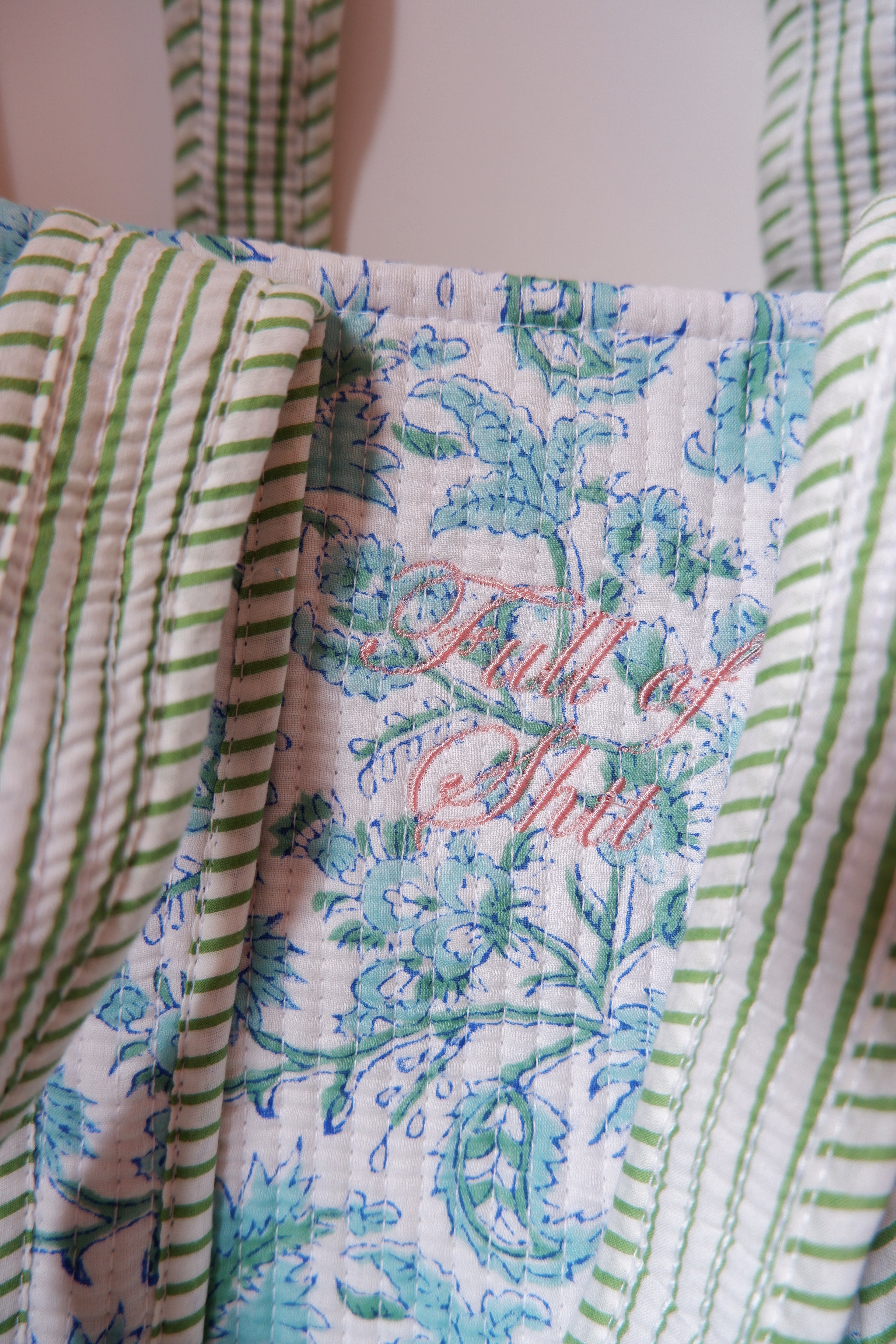 THE ‘FULL OF SHIT’ GO-TO TOTE BAG