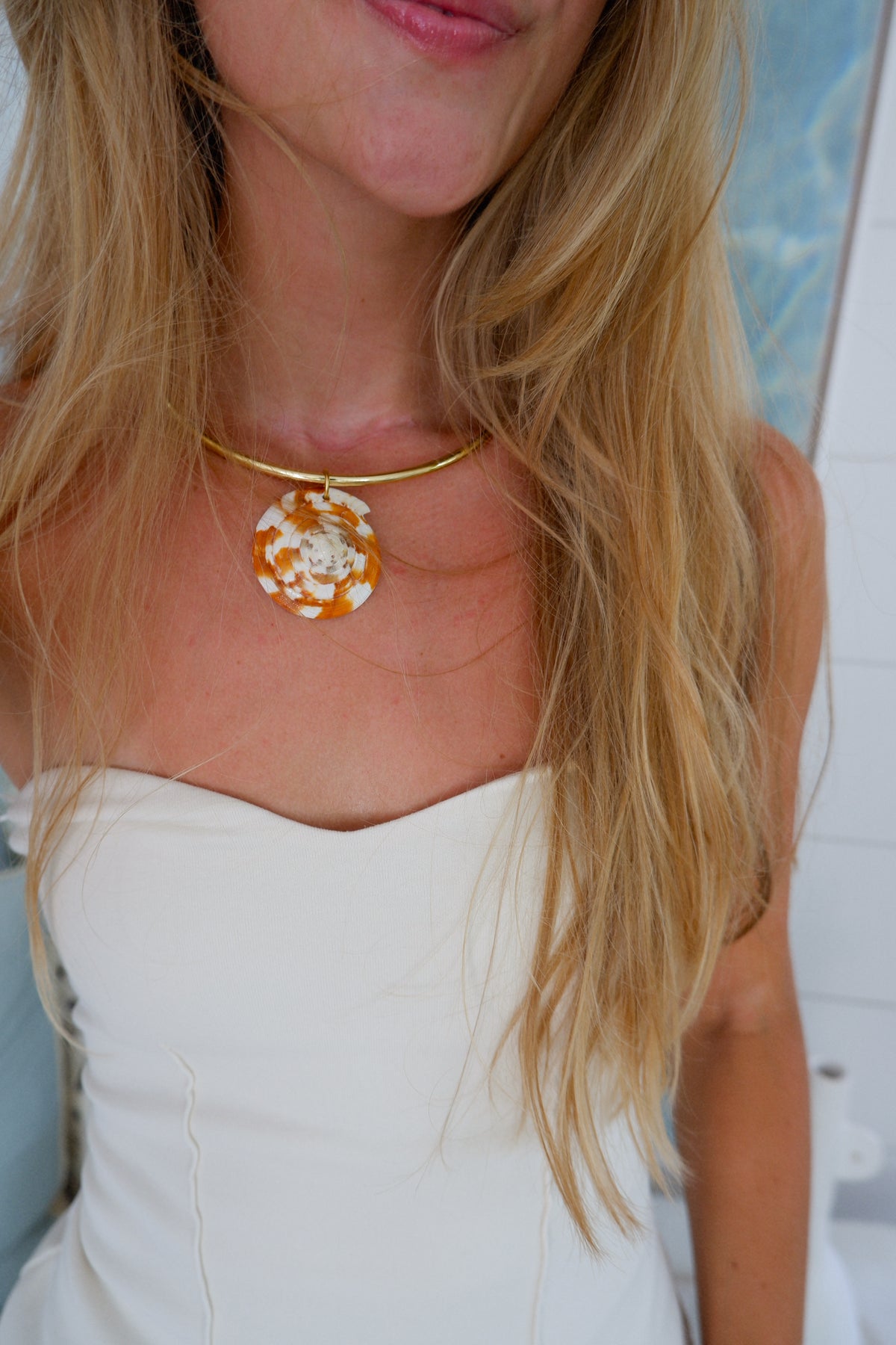 The Sunset Shell Choker