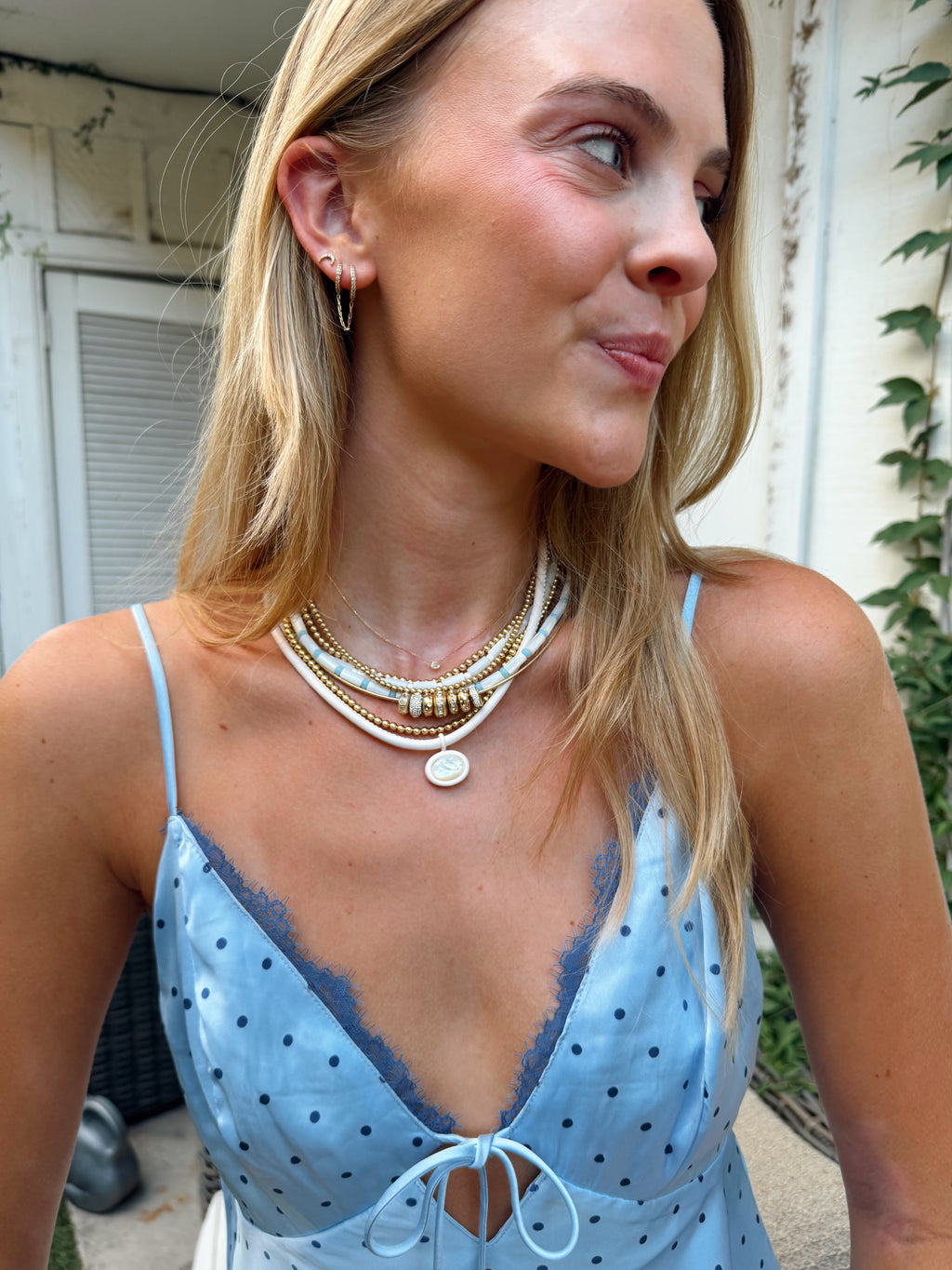 The White Bezel Gemstone Necklace