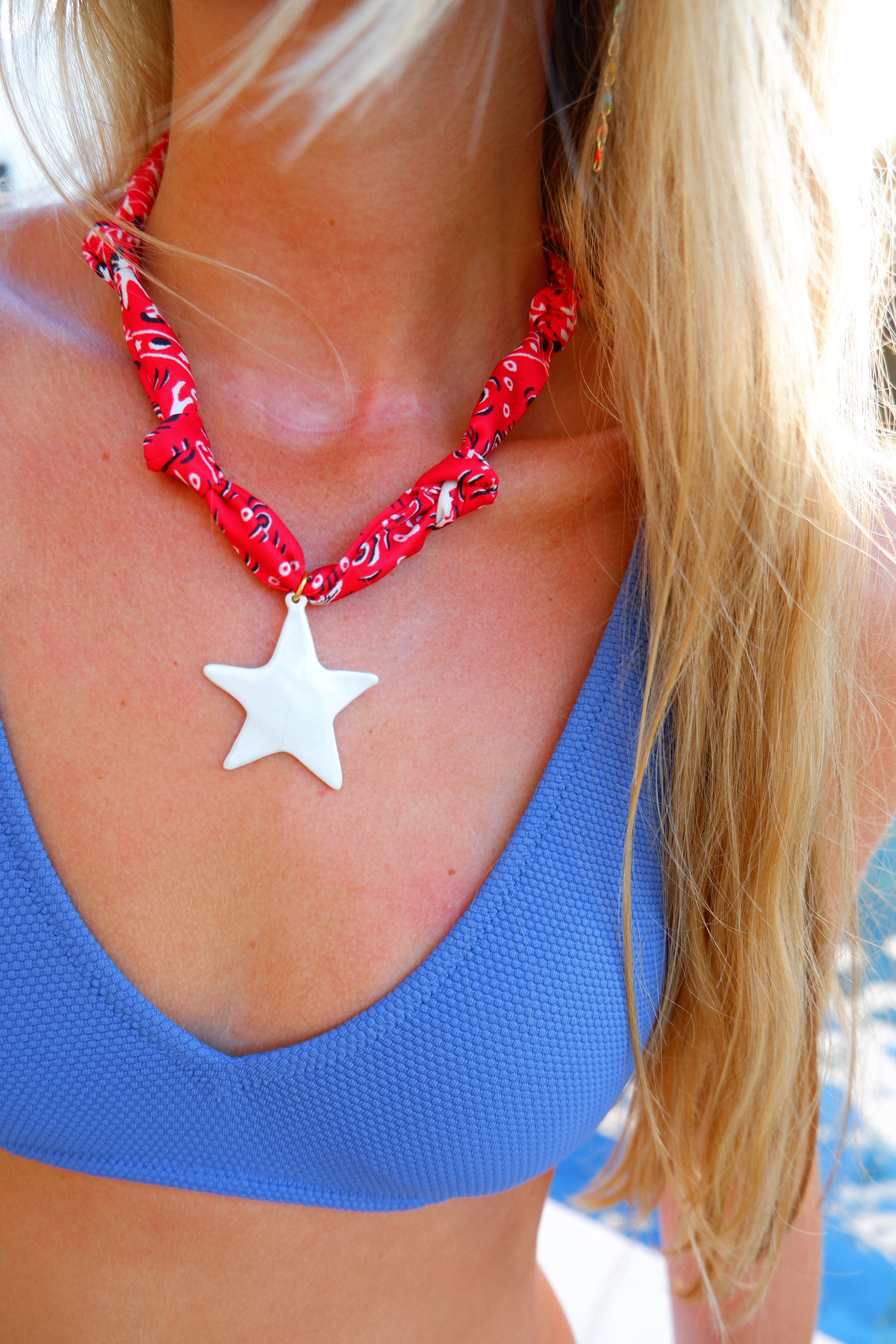 The Red Bandana Twilly